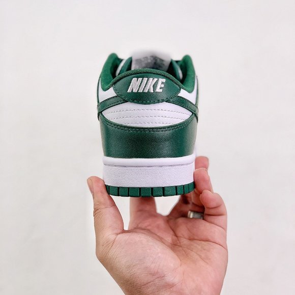 Nike Dunk Low Sneakers - Picture 8 of 9